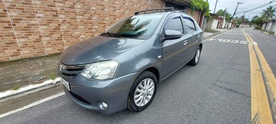 TOYOTA ETIOS 1.5 XLS SEDAN 16V FLEX 4P MANUAL TOYOTA ETIOS 1.5 XLS SEDAN 16V FLEX 4P MANUAL